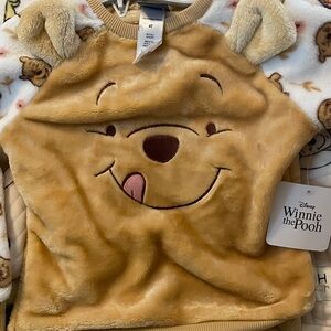 Disney Kids' Brown and White Winnie the Pooh fuzzy Sweatshirt